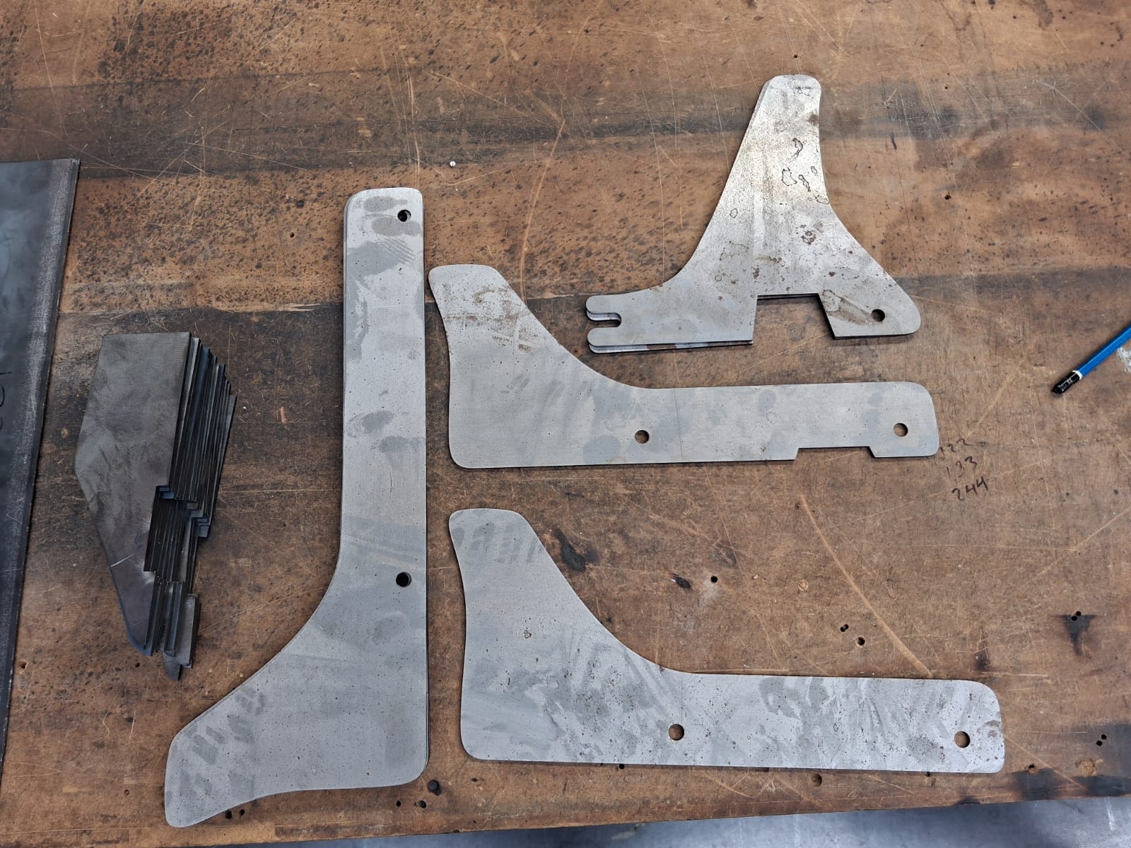Soportes y brackets de acero Corte láser